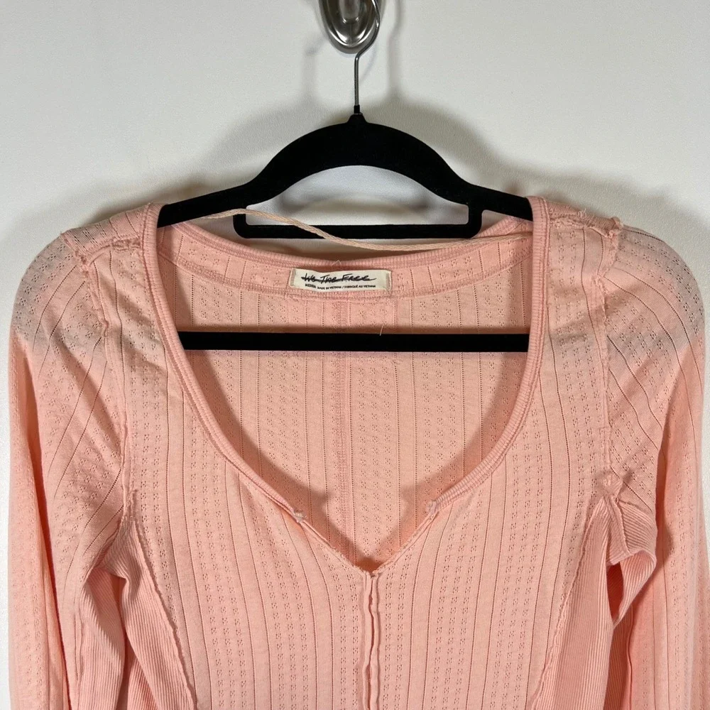 Free People We The Free Pink Pointelle‎ V-Neck Long Sleeve Top OB1817655 Medium